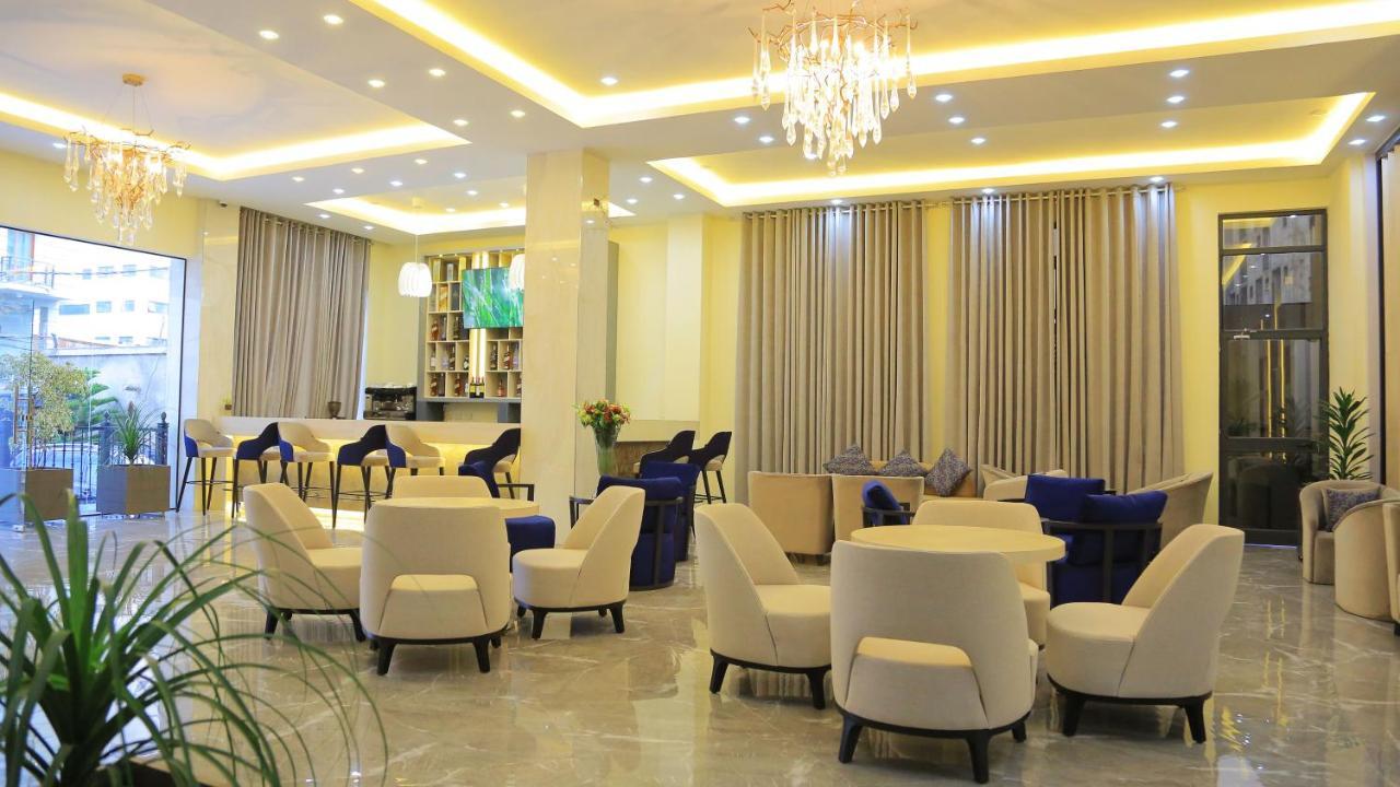 Triple E Hotel And Spa Addis Abeba Exterior foto
